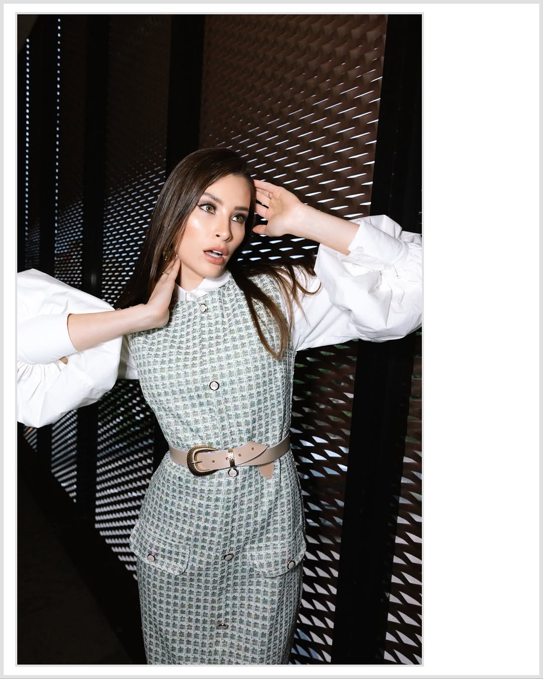 Editorial — tweed verde agua